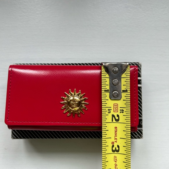 Vintage Versace Sunburst Leather key holder - Picture 7 of 8